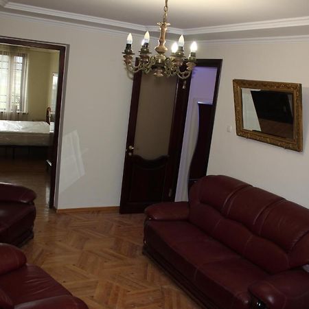Chekin Imereti Кутаиси Екстериор снимка