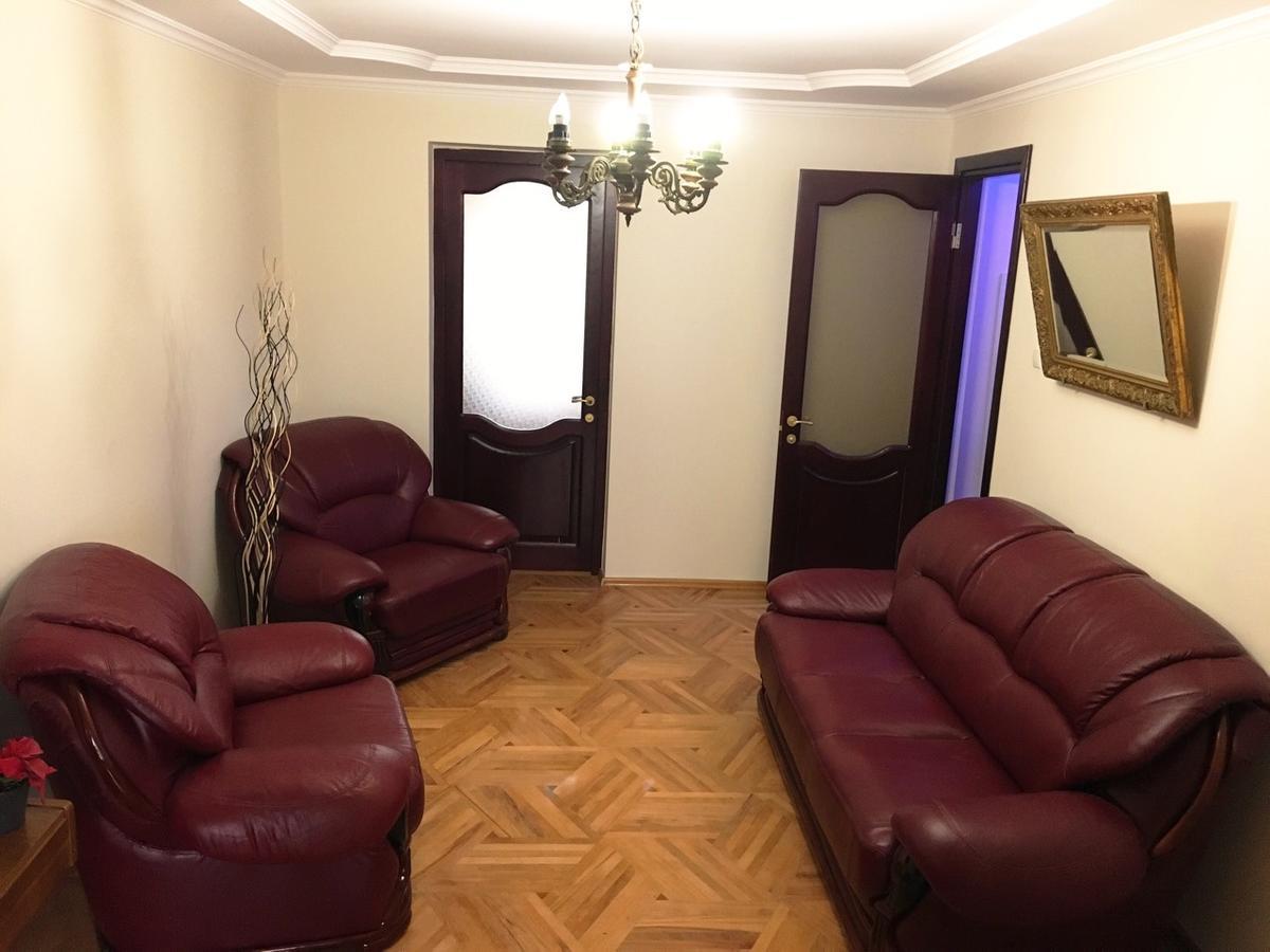 Chekin Imereti Кутаиси Екстериор снимка